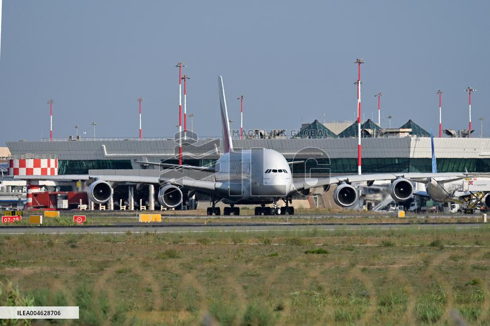 Fiumicino, Italy, Aircraft to Fiumicino Airport