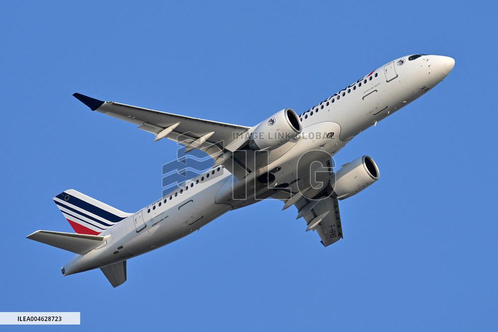 Fiumicino, Italy, Aircraft to Fiumicino Airport