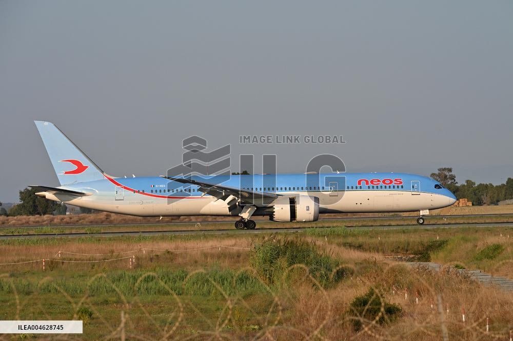 Fiumicino, Italy, Aircraft to Fiumicino Airport