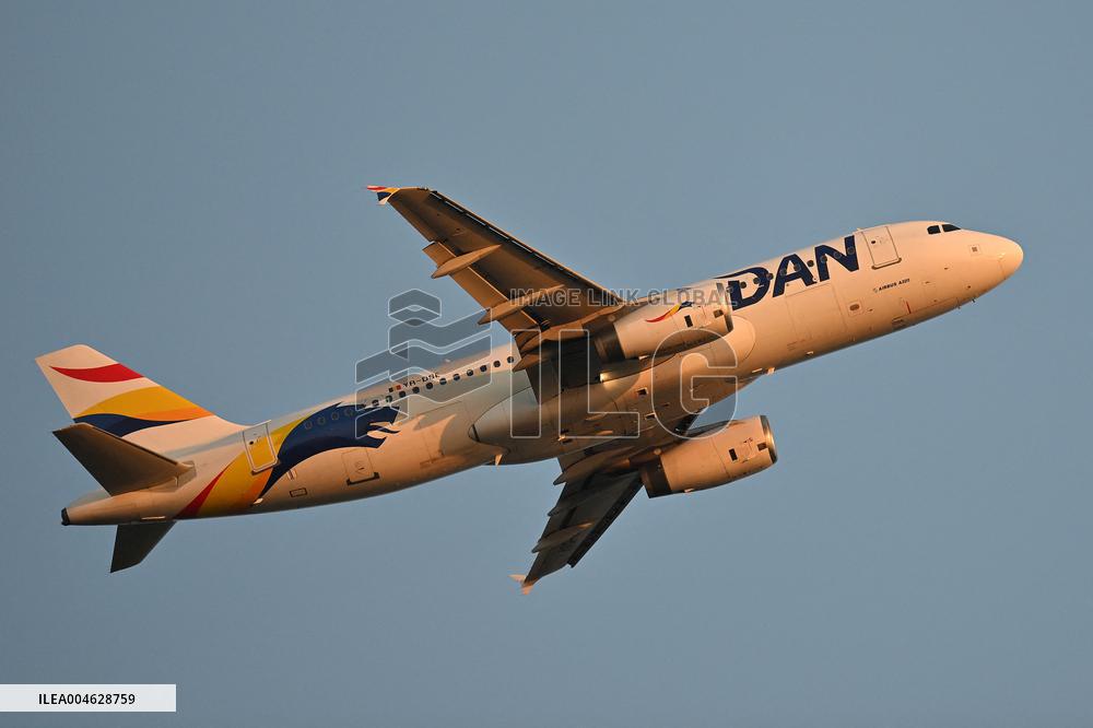 Fiumicino, Italy, Aircraft to Fiumicino Airport