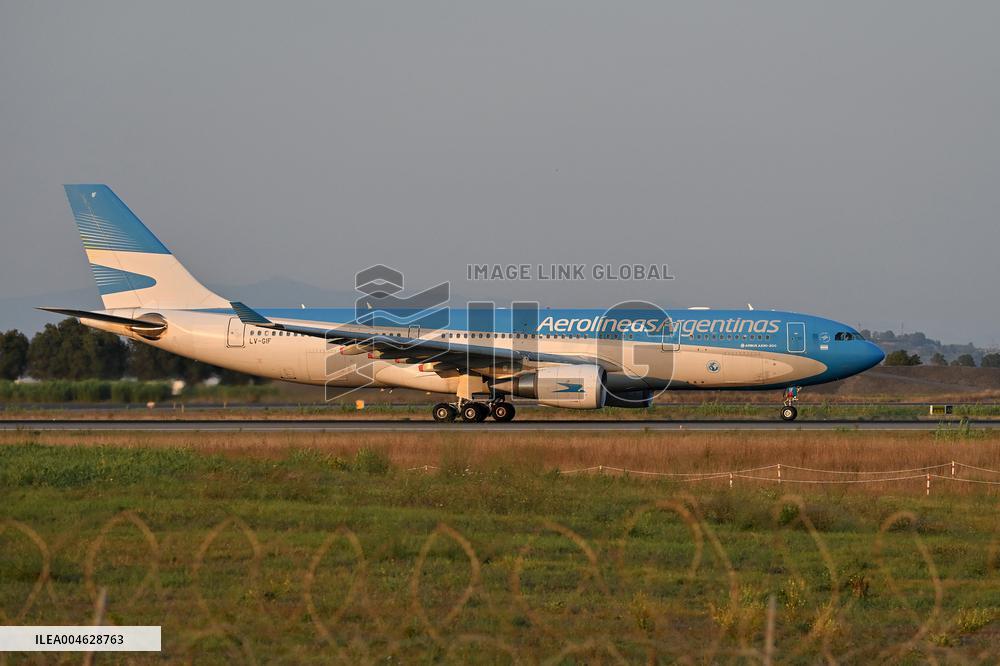 Fiumicino, Italy, Aircraft to Fiumicino Airport