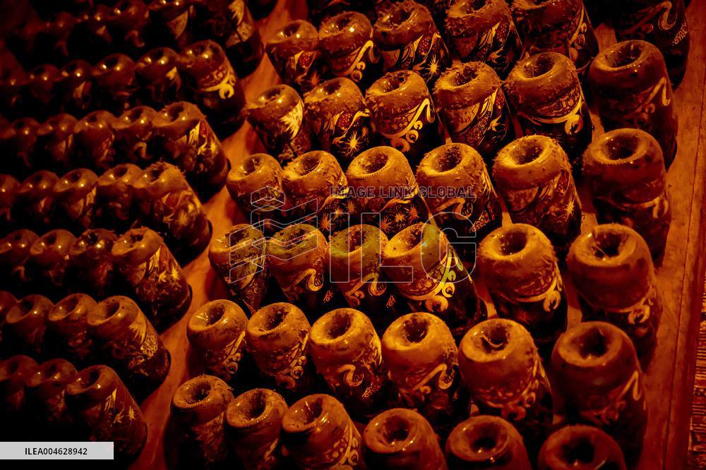 Illustration - The Making of Champagne