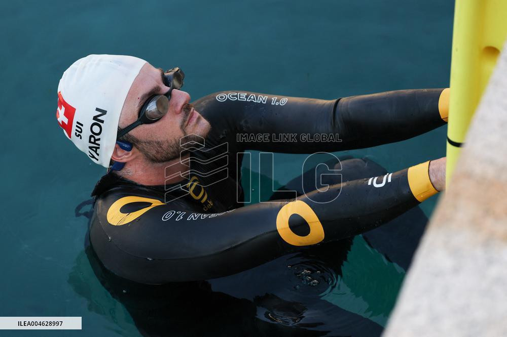 Noam Yaron at The Start of His 180 Km Swim from Calvi to Monaco
