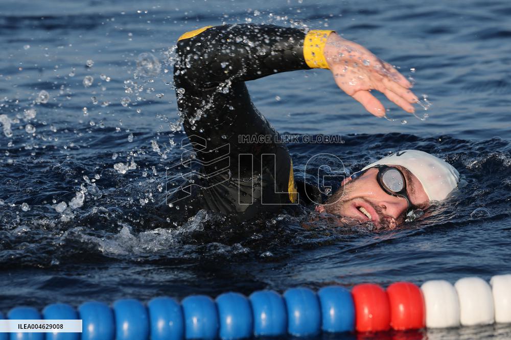 Noam Yaron at The Start of His 180 Km Swim from Calvi to Monaco