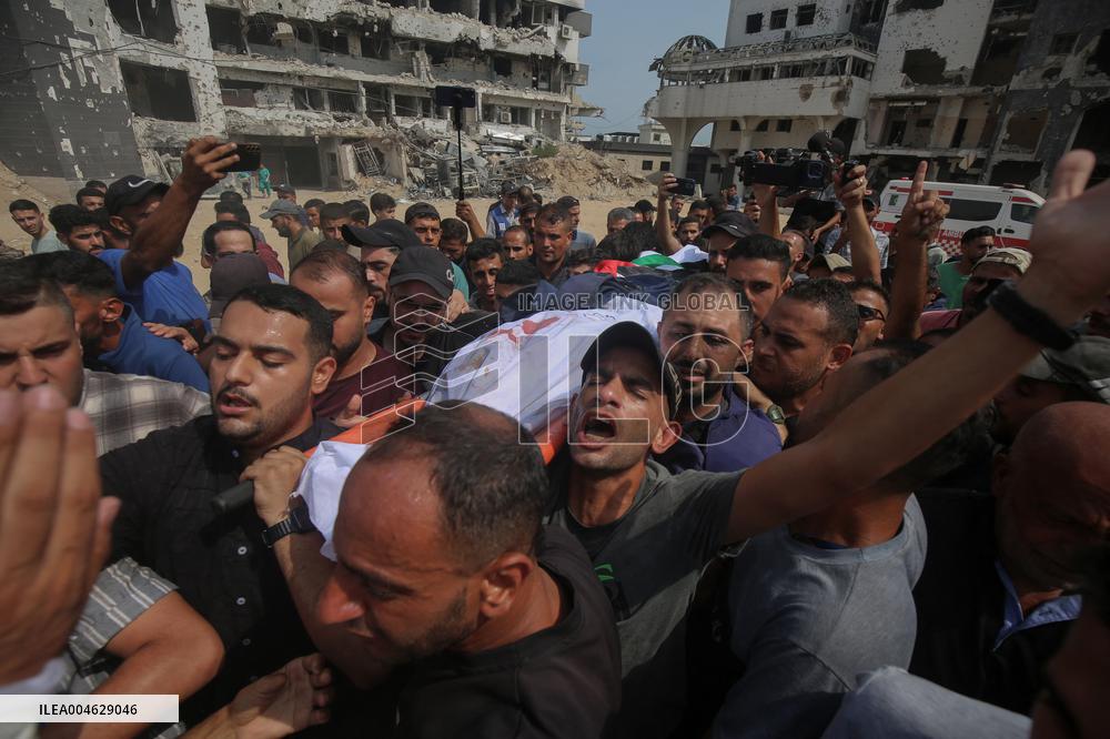 Al Jazeera Correspondents Killed By Israeli Attack - Gaza