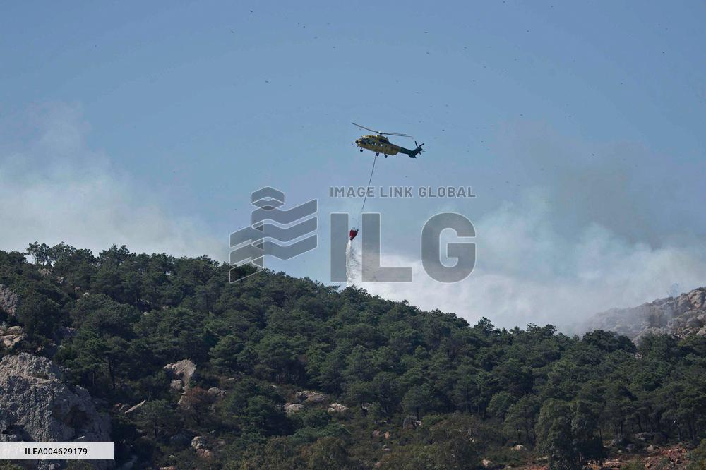 Preventive Evictions During Wildfires in Tarifa - Spain
