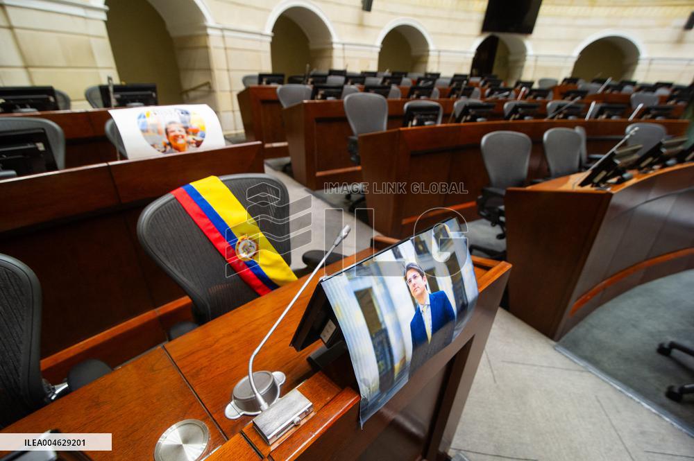 Colombian Senator Miguel Uribe Turbay Dies at 39 after Assasination Attempt