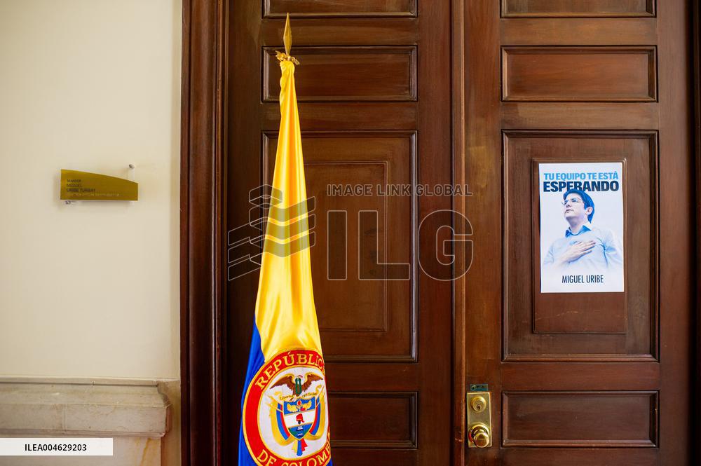 Colombian Senator Miguel Uribe Turbay Dies at 39 after Assasination Attempt