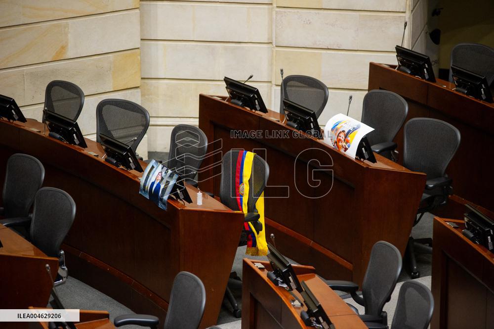 Colombian Senator Miguel Uribe Turbay Dies at 39 after Assasination Attempt