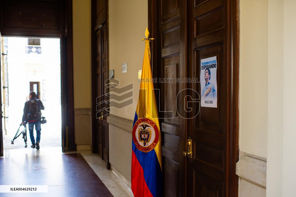 Colombian Senator Miguel Uribe Turbay Dies at 39 after Assasination Attempt