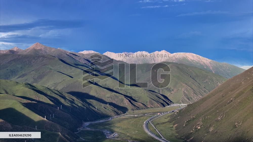 Tibet High-grade Highway
