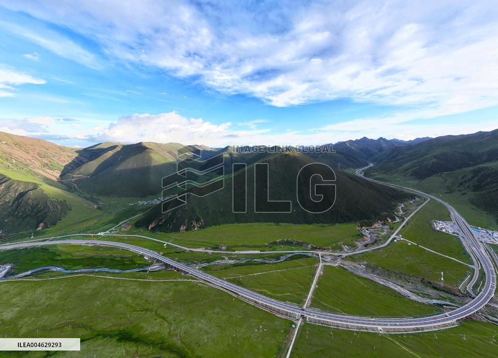 Tibet High-grade Highway