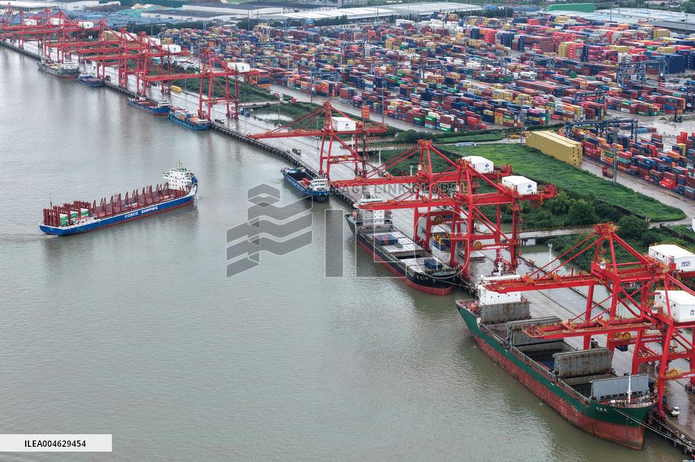 US China Trade Suspends Tariffs