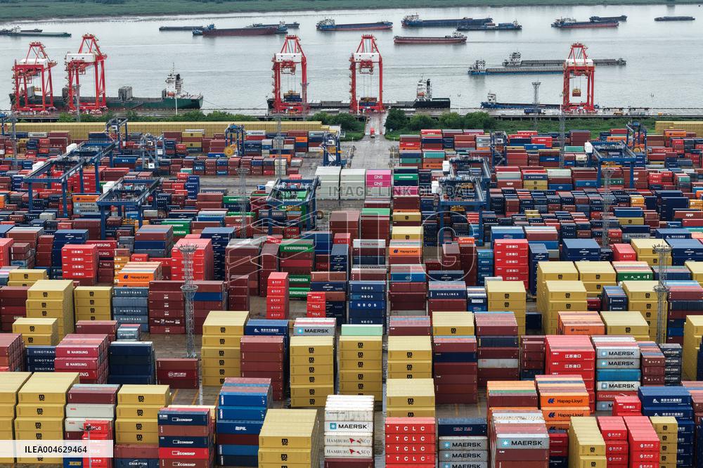 US China Trade Suspends Tariffs