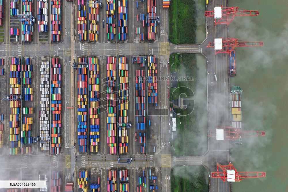 US China Trade Suspends Tariffs