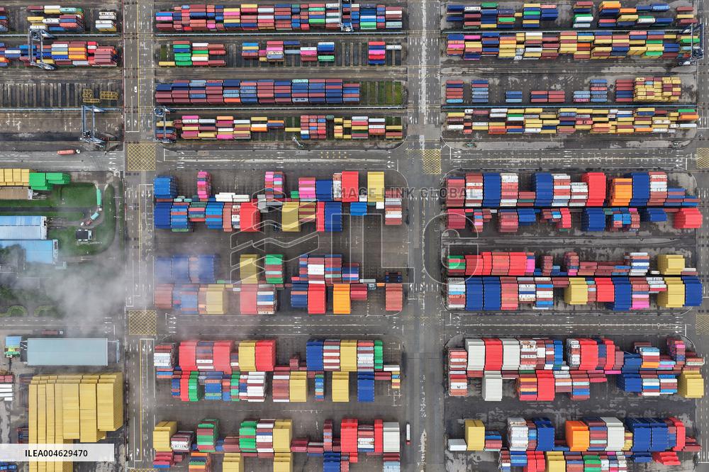 US China Trade Suspends Tariffs