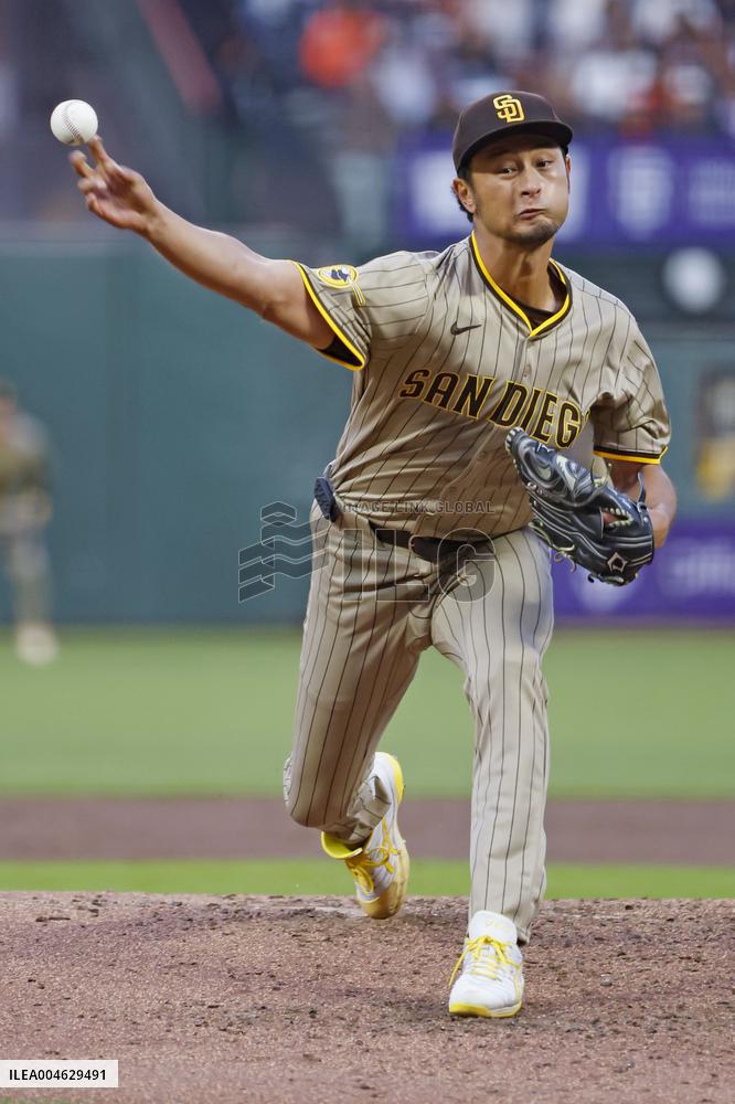 Baseball: Padres vs. Giants