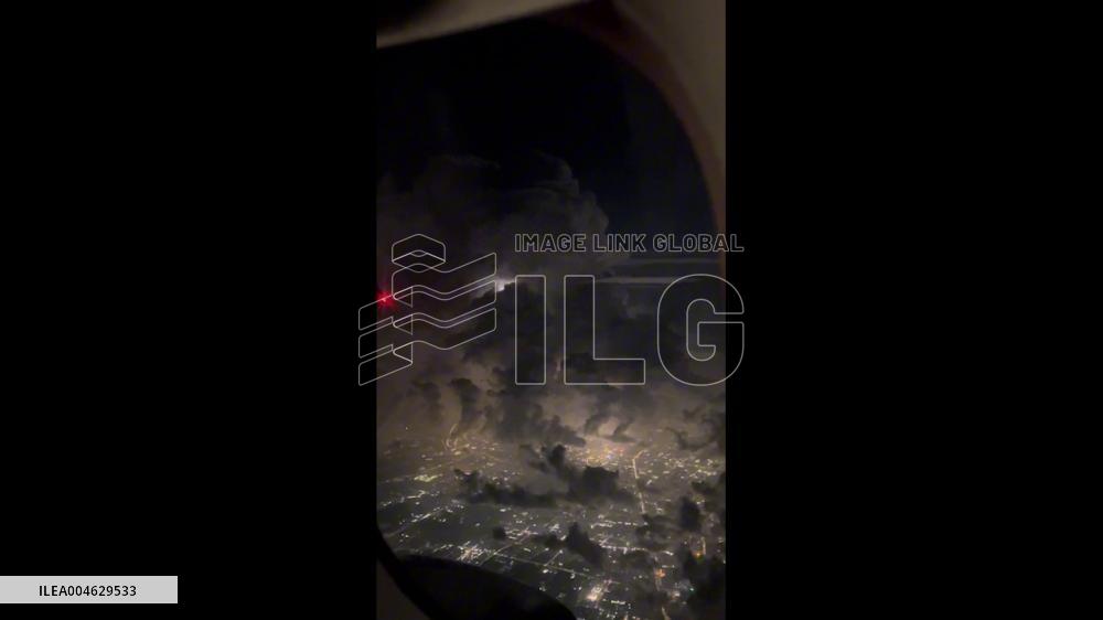 China: Silent Lightning Flashes Captured on Plane Over Beijing’s Night Sky