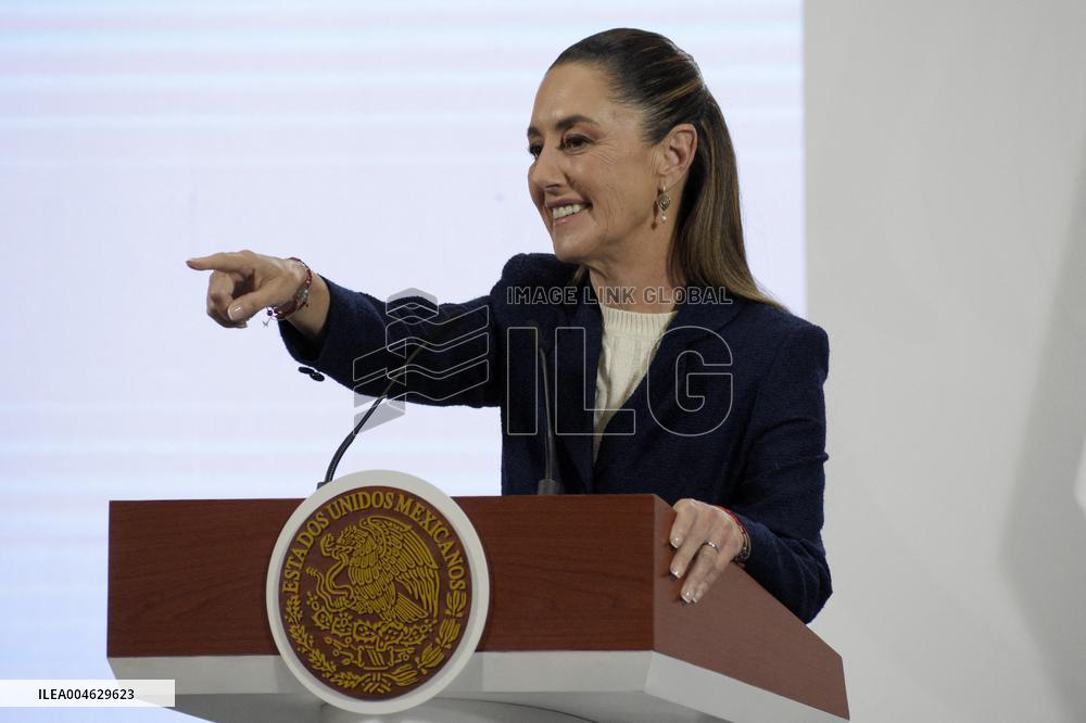 Mexican President Claudia Sheinbaum Holds Briefing Conference - Mexico