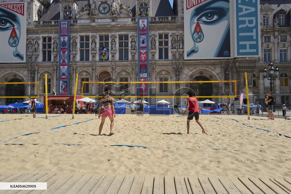 UTOPIA56 Action In Front Of Paris City Hall - France
