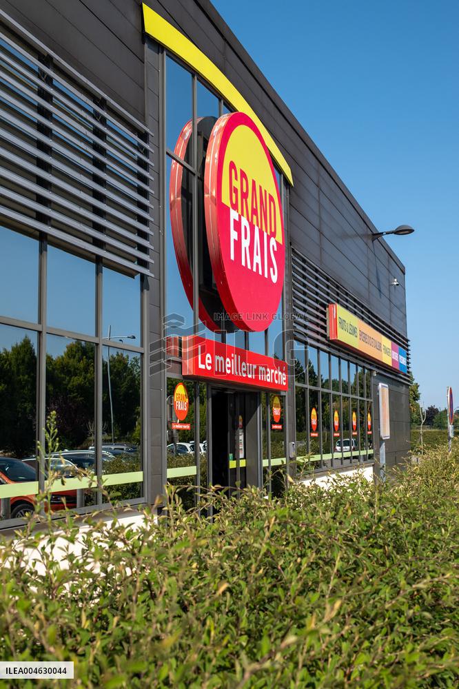 Illustration - Supermarket and Store - Rambouillet