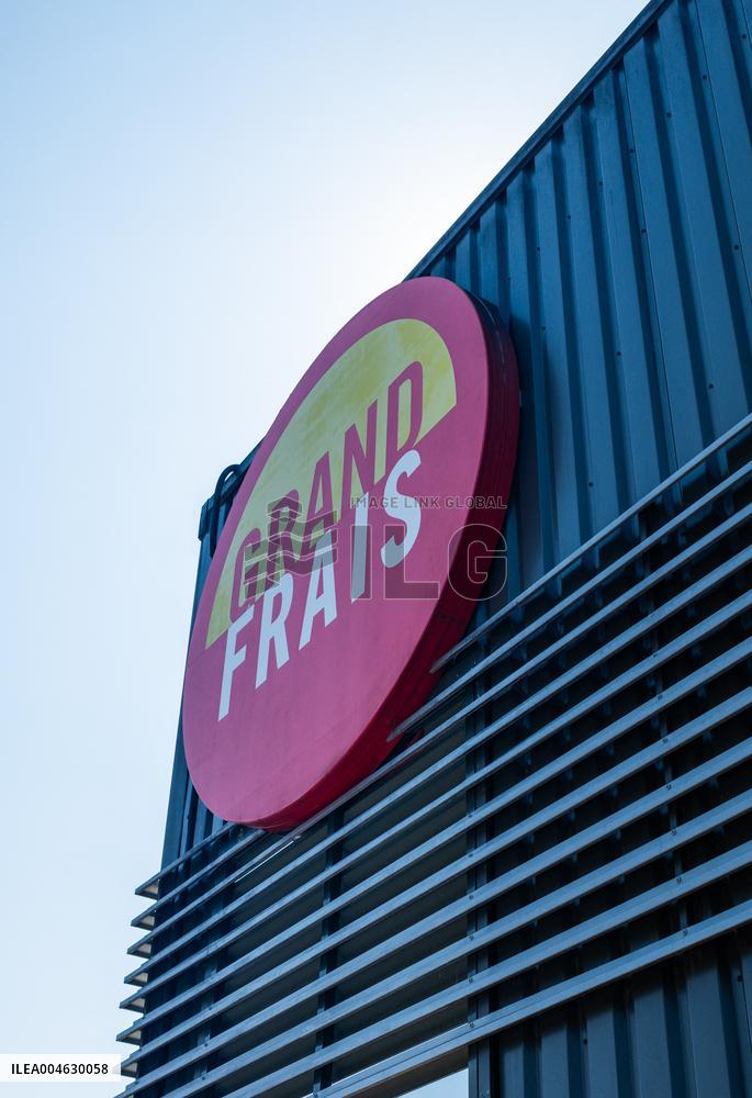 Illustration - Supermarket and Store - Rambouillet