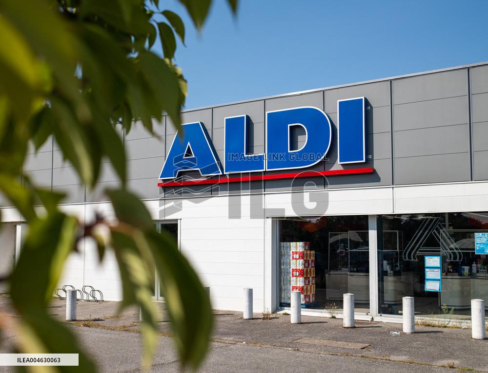 Illustration - Supermarket and Store - Rambouillet