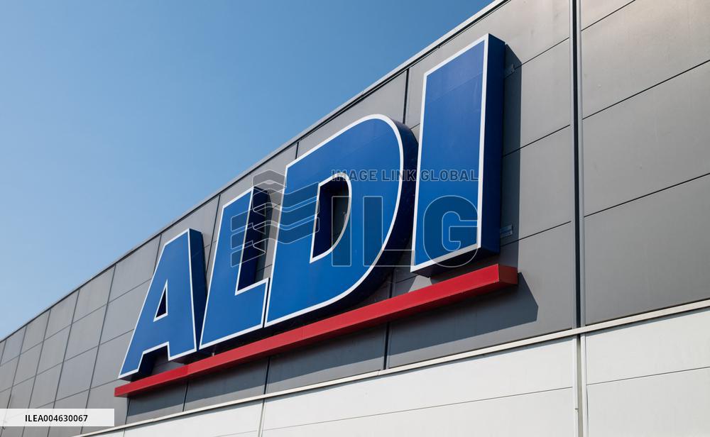 Illustration - Supermarket and Store - Rambouillet