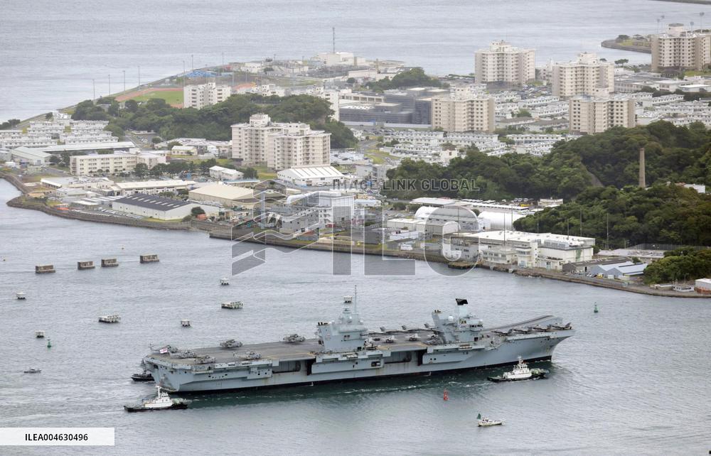 Prince of Wales carrier visits U.S. base in Yokosuka