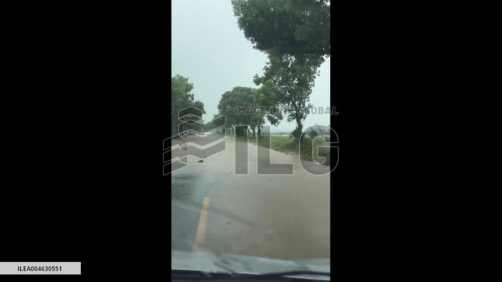 Taiwan: Typhoon Podul Intensifies, Strikes Southern and Eastern Regions