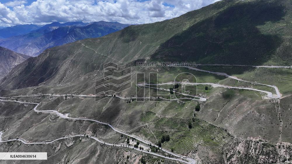 Winding Road in Tibet