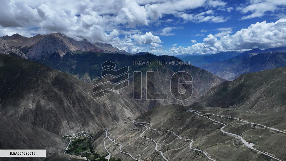 Winding Road in Tibet