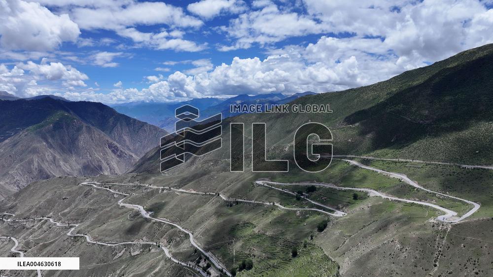Winding Road in Tibet