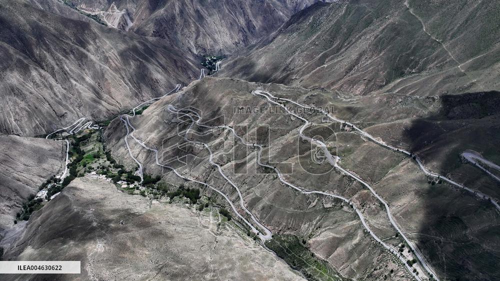 Winding Road in Tibet