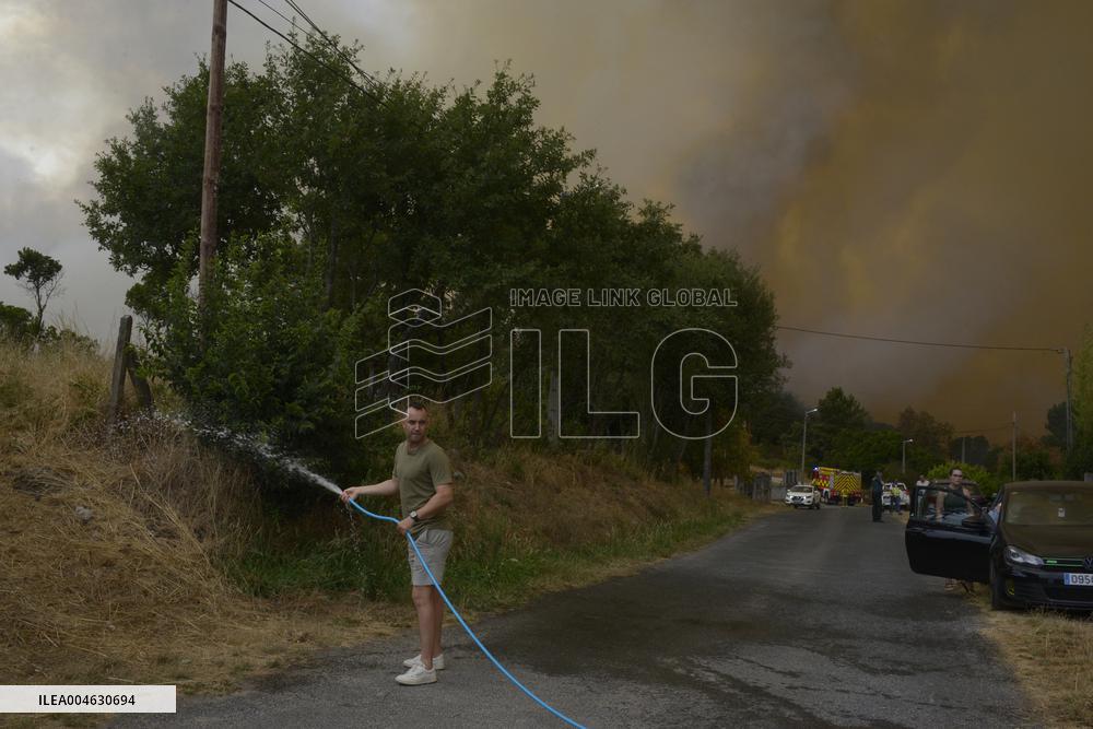 Emergency Level 2 Declared in Ourense as Fires Burn 4,300 Hectares - Spain