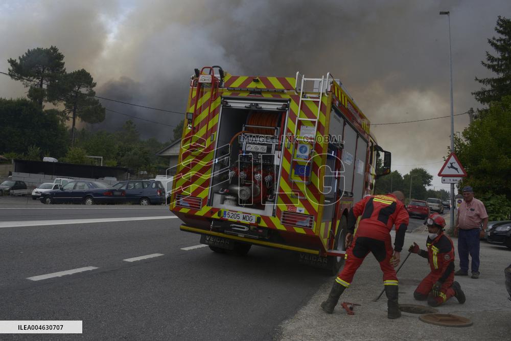 Emergency Level 2 Declared in Ourense as Fires Burn 4,300 Hectares - Spain