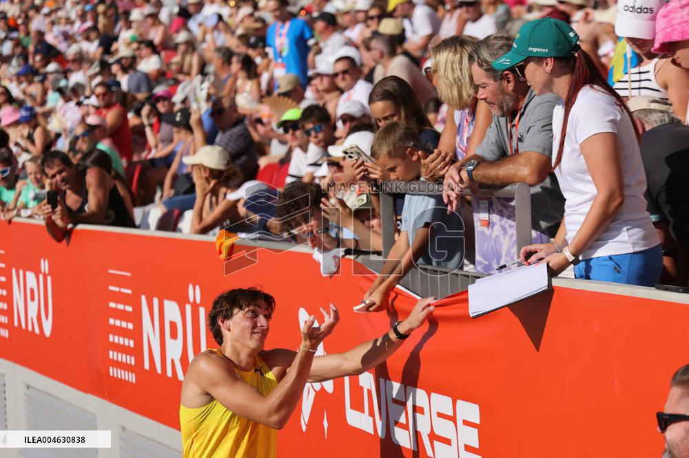 Duplantis Set a New Pole Vault World - Budapest