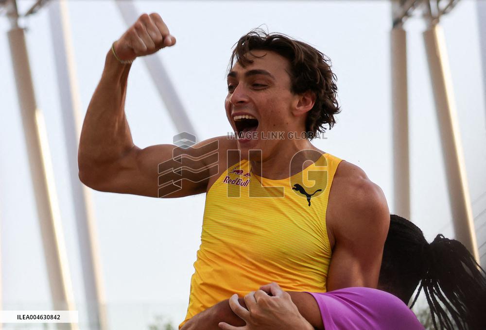 Duplantis Set a New Pole Vault World - Budapest