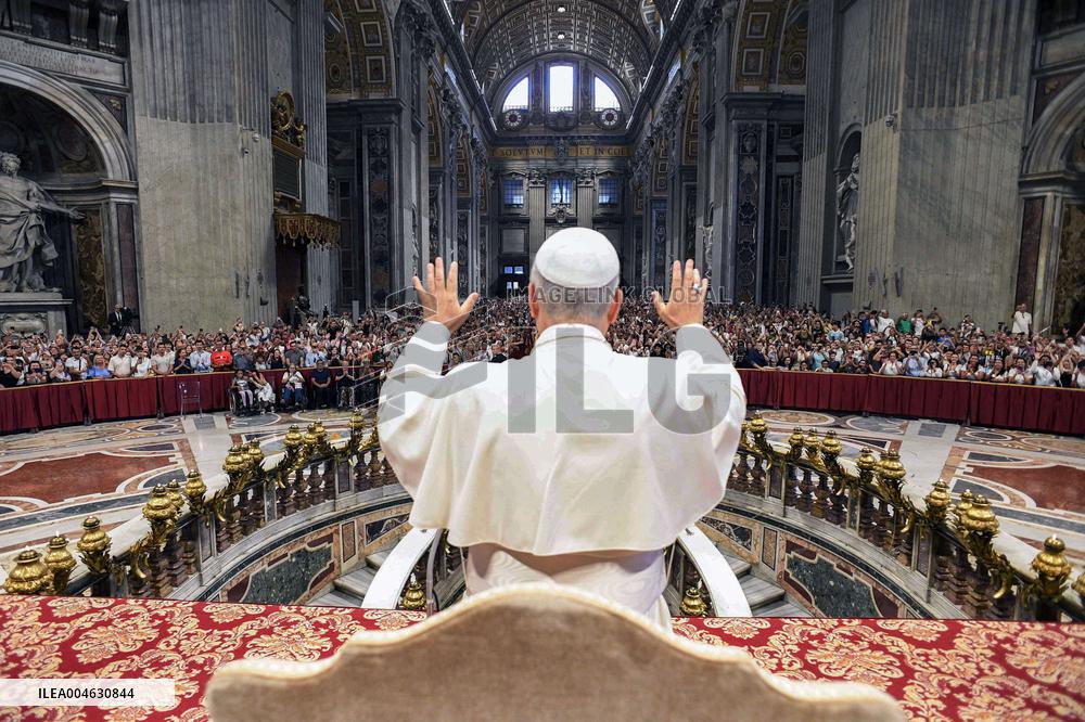 Pope Leo XIV Leads The General Audience - Vatican