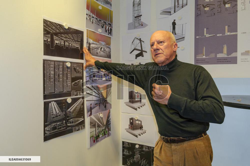 File - Norman Foster