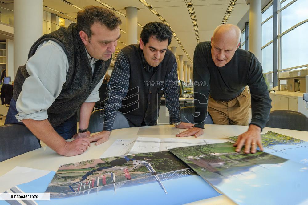 File - Norman Foster