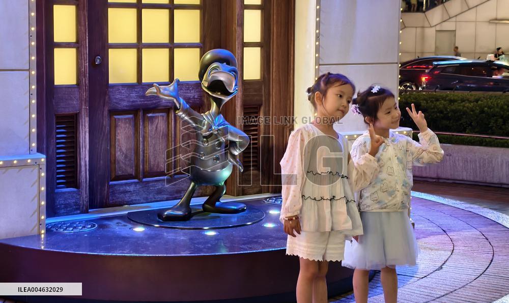 World's Largest Disney Store 10th Anniversary