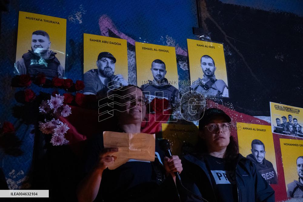 Vigil To Demand Justice For Palestinian journalists Killed In Gaza - Mexico