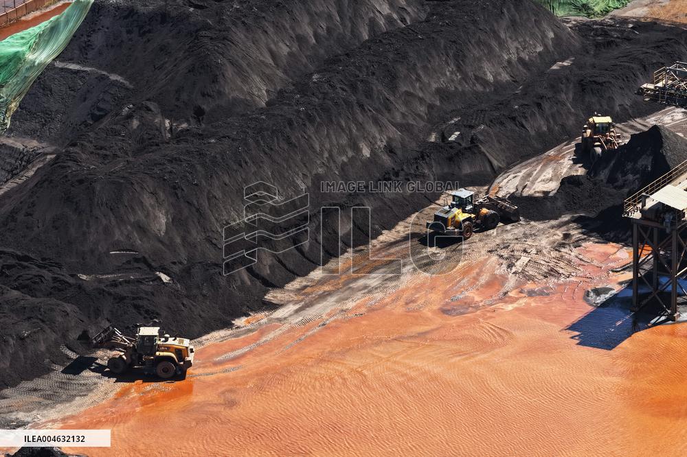 Yangtze River Freight Terminal Coal Transportation