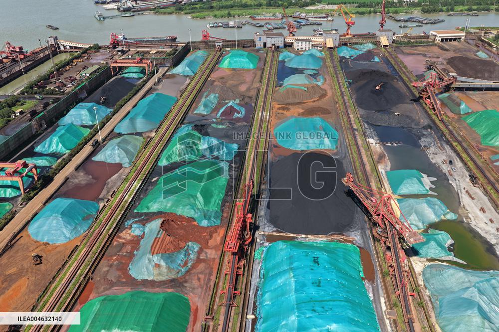 Yangtze River Freight Terminal Coal Transportation