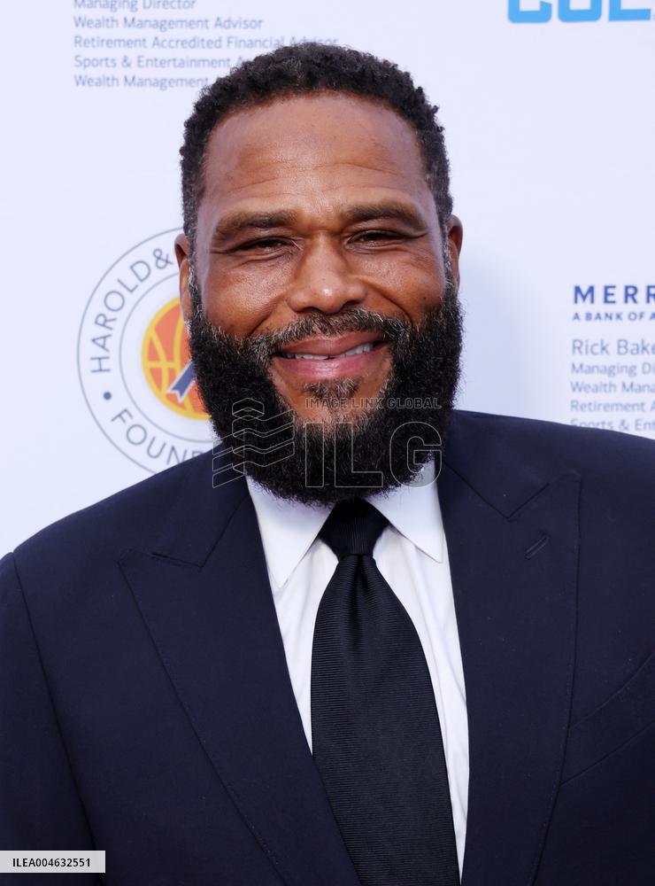 The We2Matter '100 Women Matter Gala' - LA