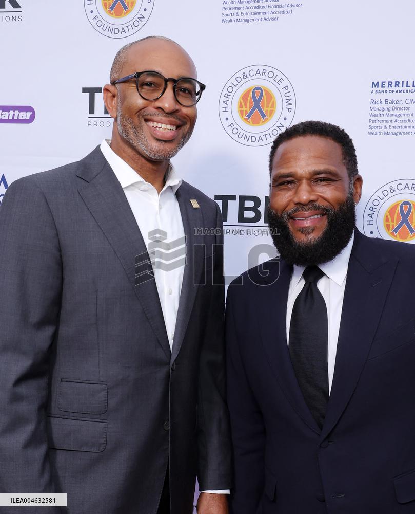 The We2Matter '100 Women Matter Gala' - LA