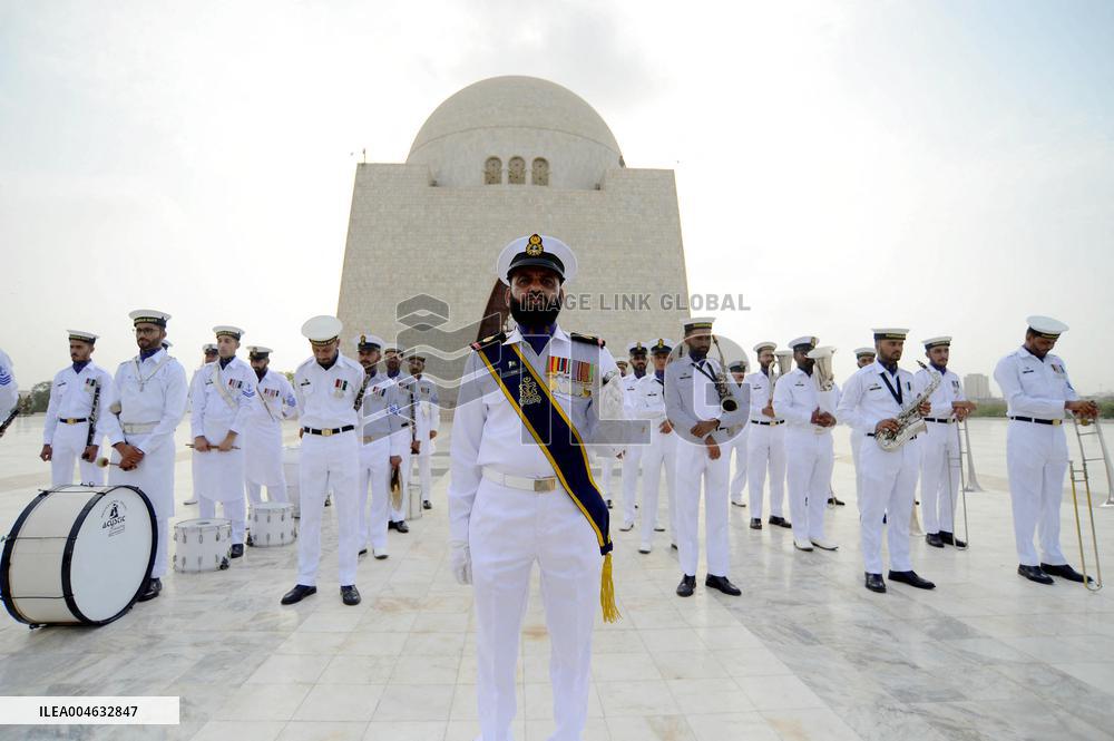Karachi Celebrates Pakistan Independence Day - Pakistan
