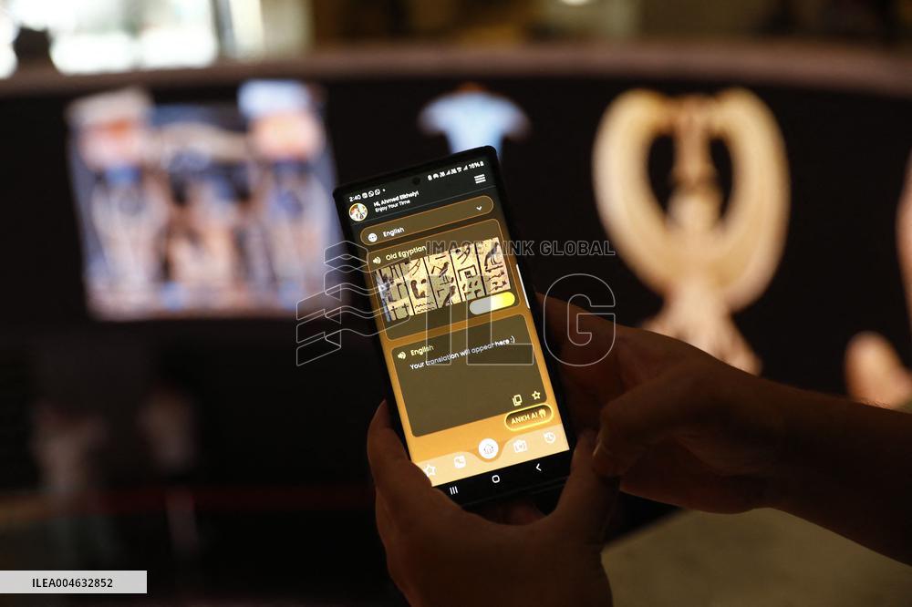 Cairo Launches Hieroglyph Translation App - Egypt