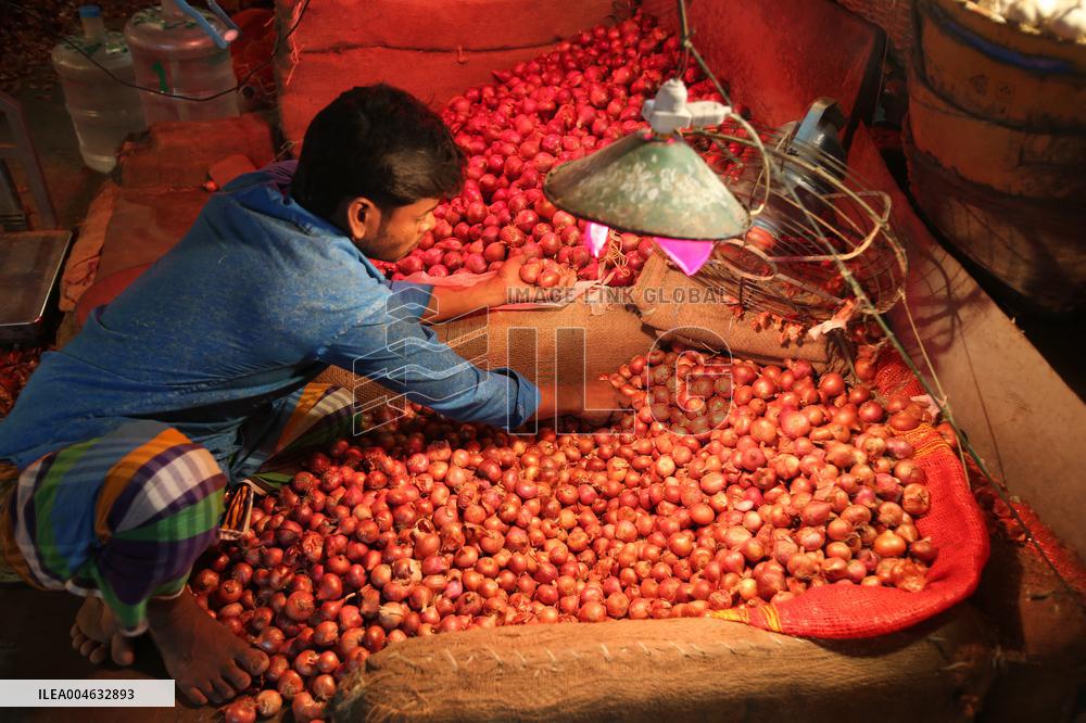 Dhaka's Karwan Bazar - Bangladesh